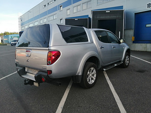 Mitsubishi L200 2.5d 131kw Automat 12a 184ooo km Maastur (4 foto / 10)