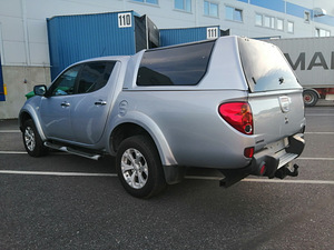 Mitsubishi L200 2.5d 131kw Automat 12a 184ooo km Maastur (5 foto / 10)