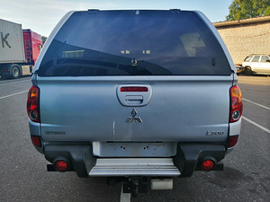 Mitsubishi L200 2.5d 131kw Automat 12a 184ooo km Maastur (9 foto / 10)