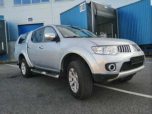 Mitsubishi L200 2012a 2.5 131kw Automaat 184ooo Km. (3 foto / 13)