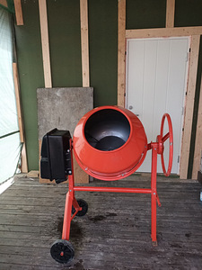 Segumasin Haushalt 700w, 130L (2 foto / 4)