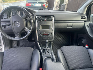 MERCEDES-BENZ B 180 NGT (4 foto / 6)