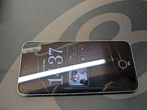 Nothing Phone 2 (256GB) Tallinn (8 foto / 10)