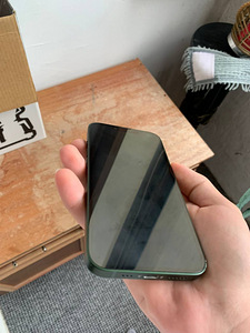 iPhone 13,green,128 gb (3 foto / 7)