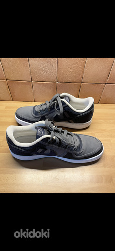 Nike Tossud