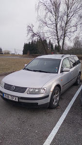 Wolksvagen passat (4 foto / 6)