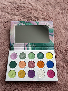 PARISA Cosmetics Duffusio lauvärvipalett (2 foto / 6)