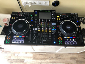 DJ MIXER (2 foto / 2)
