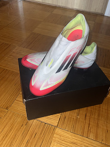 Adidas F50 jalgpallijalatsid (1 foto / 3)