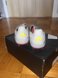 Adidas F50 jalgpallijalatsid (2 foto / 3)