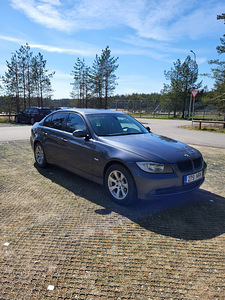 BMW E90 320d 120kw 2006 (3 foto / 6)