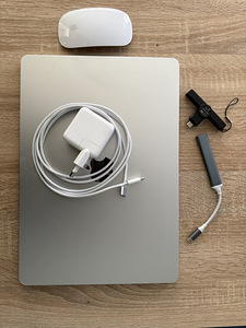MakBook Air 15.3 M4 ENG/RUS 256 ГБ 2025 (1 фото из 4)