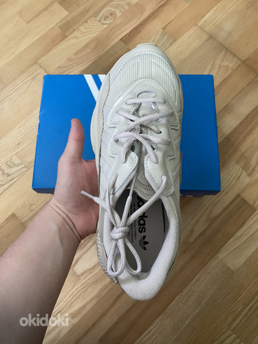 Adidas ozweego, 43 1/3, - 80€ новый, коробка немного повреждена (фото #3)