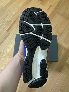 New balance 2002r, 39.5 - 100€ new, box damaged a little (3 foto / 5)