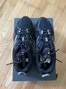 New balance 610, 42 - 95€ new,box a little damaged (6 foto / 6)