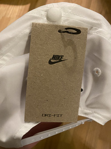 Nike tn dri-fit cap, M/L size - 50€ New (3 foto / 5)