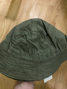 Cp company panama, “L size, but fits more to M” - 100€ New (2 foto / 5)