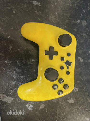 Контроллер Nintendo Pikachu