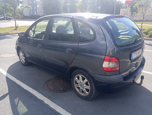 Renault Scenic gaasiga. Kütusekulu 6€/100 km kohta. (6 foto / 9)