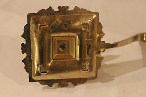 Myrtle Friebergi luksuslik disain alus küünlale. 24K gold (3 foto / 3)
