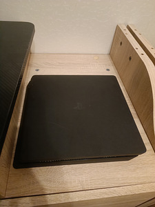 Ps4 slim 1tb (3 фото из 3)
