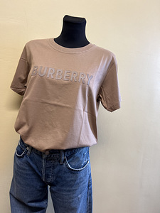 Burberry футболки (10 фото из 10)