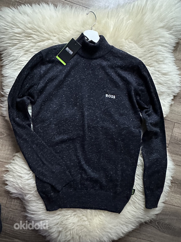 Hugo Boss джемпера