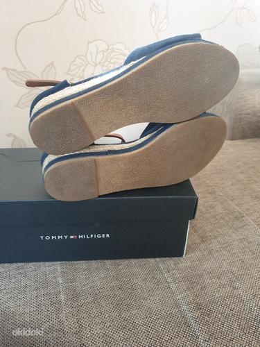 Tommy Hilfiger сандали 37 размер (22,5 см) (фото #2)