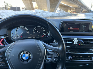 BMW 520d-xdrive g30 (10 foto / 10)