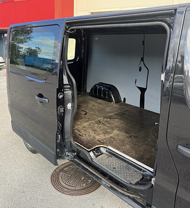 Renault Trafic Long 1.6 92kW (7 foto / 9)