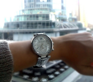 Michael Kors kell MK2443 (5 foto / 5)