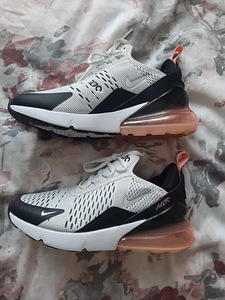 NIKE AIR MAX 270 TOSDUD (10 foto / 10)