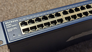 Netgear switchid. 24-48 porti (4 foto / 6)