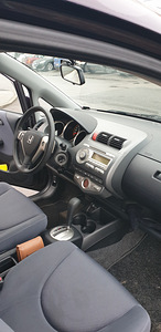 Honda Jazz (3 foto / 7)