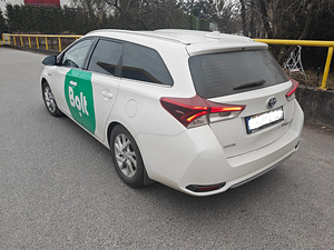 Toyota Auris hybrid LPG 2016 (4 фото из 7)