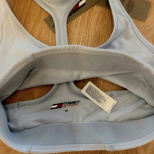 Tommy Hilfiger sportbra XS (2 foto / 3)