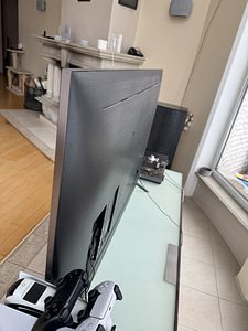 Samsung 65” UE65TU7172U (2 foto / 4)