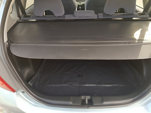 Honda Jazz 1.3(61kw)aut. (8 foto / 10)