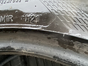 R19 245/45*GOODYEAR*(2021a,5mm) (2 foto / 3)