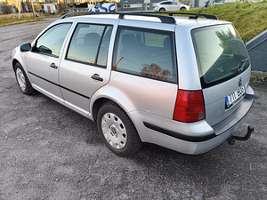 VW Golf Variant 1.9 TDI(2006) (2 foto / 14)