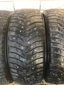*KUMHO*R16,205/55(6-7mm) (2 foto / 3)