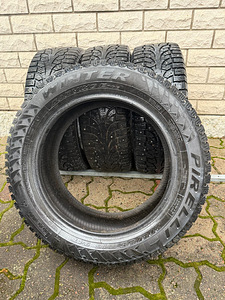 *Pirelli*R16,205/55(7-8mm) (2 foto / 3)