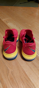 Korvpallitossud Lebron 44,5 (2 foto / 4)