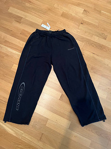 Iets frans... Harri Black Logo Baggy Joggers (4 foto / 4)