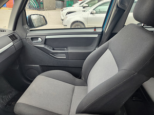 Продается Opel Meriva 1,6 (3 фото из 8)