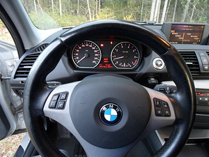 BMW 118i 95kW 2.0 мануал 2005 (9 фото из 15)