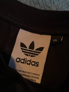 Adidas oversized T-särk (4 foto / 4)