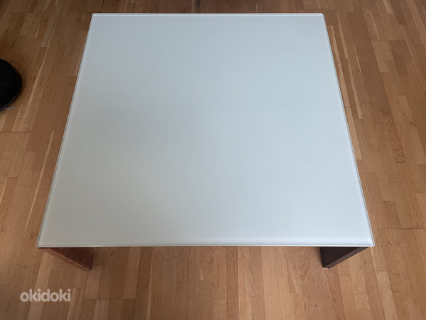 Журнальный столик из стекла, Таллинн, Сикупилли. 100 см х (фото #2)