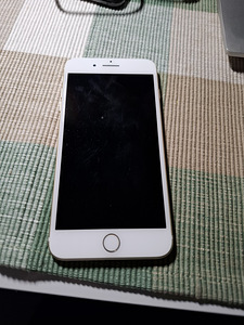 iPhone 7 plus (tagumine kaamera ei tööta 1x suumiga) (2 foto / 2)