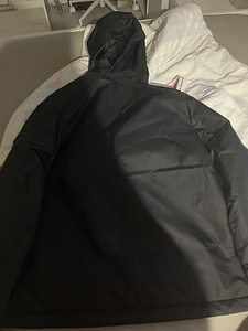 Adidas jakk M-S uus (2 foto / 5)